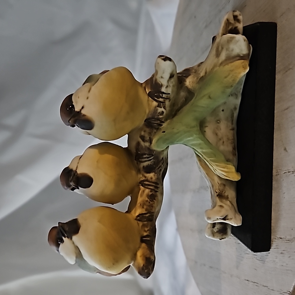 Vintage House Of Goebel Hand Painted Birds Figurine Made In Italy